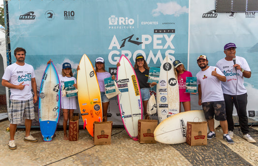 Nova Geração Invade o Arpoador