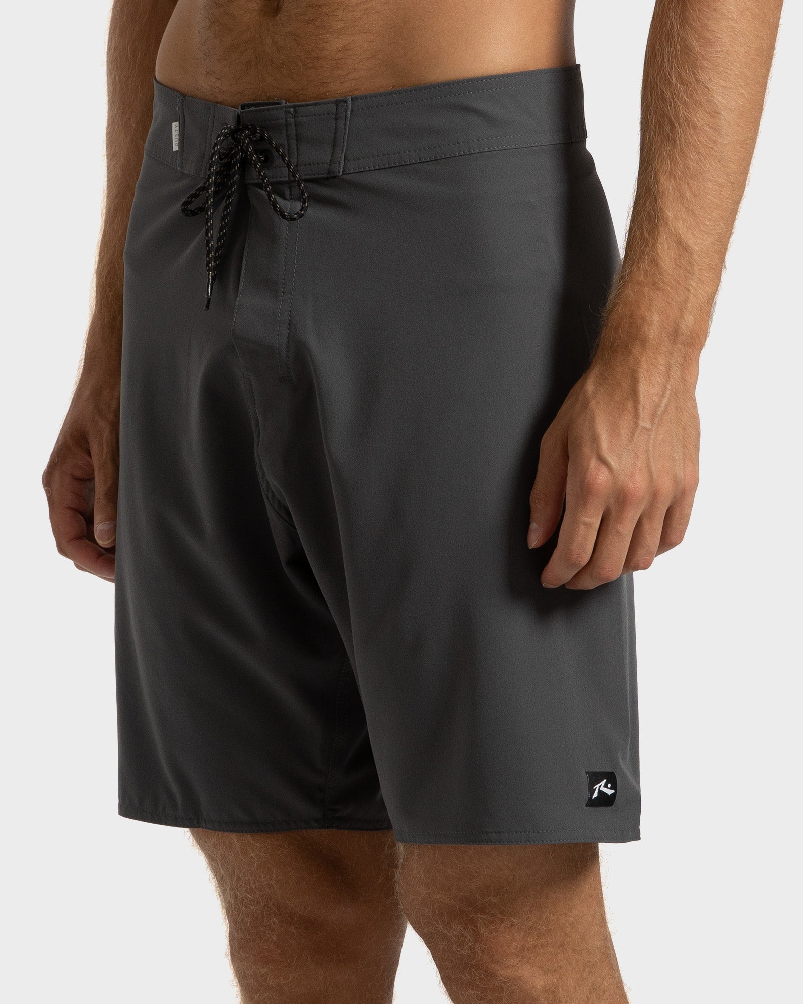 Boardshort Rusty 20'' Wipe Chumbo – RustyBrasil