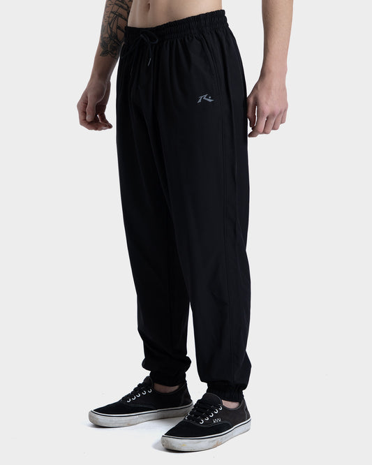 Calça Rusty Especial Drive Preta em Moletom com Ajuste em Elástico