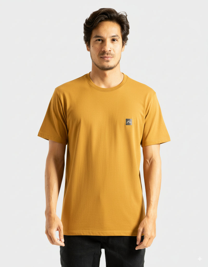Camiseta Rusty Essential Amarelo