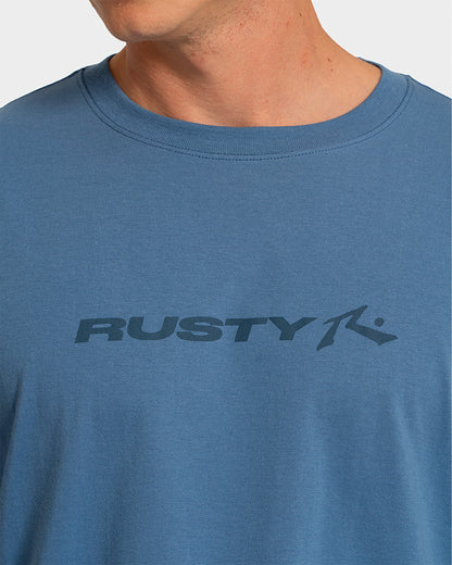Camiseta Rusty Stick Manga Curta Azul