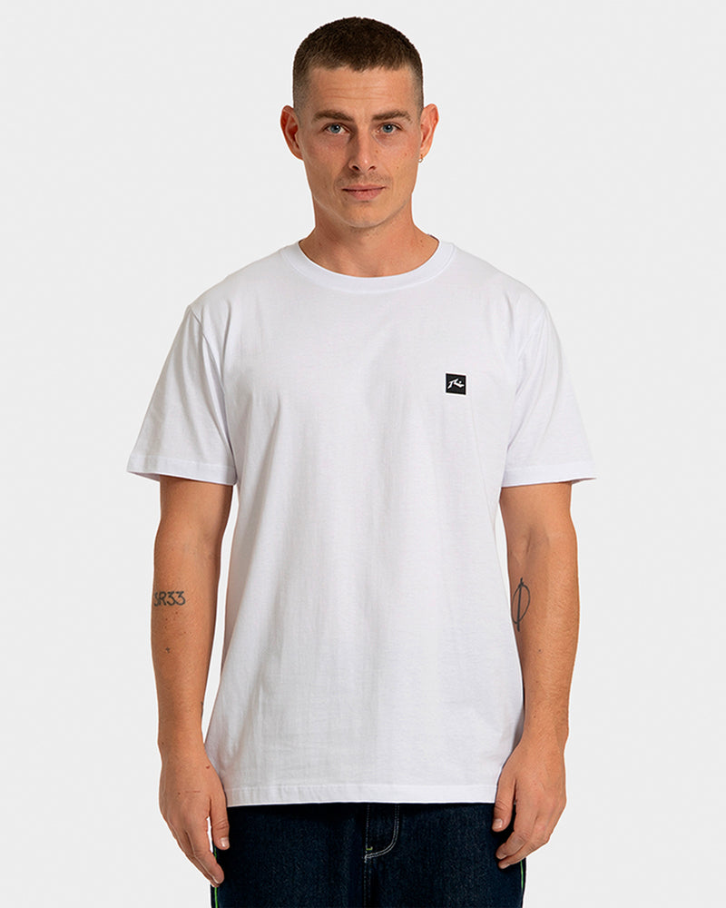Camiseta Rusty Essential Manga Curta Branca