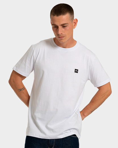 Camiseta Rusty Essential Manga Curta Branca