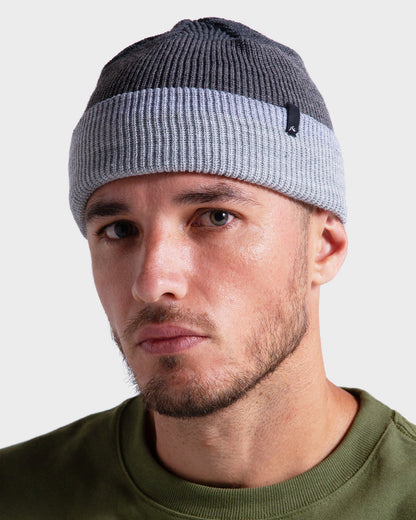 Gorro Rusty Layers Cinza