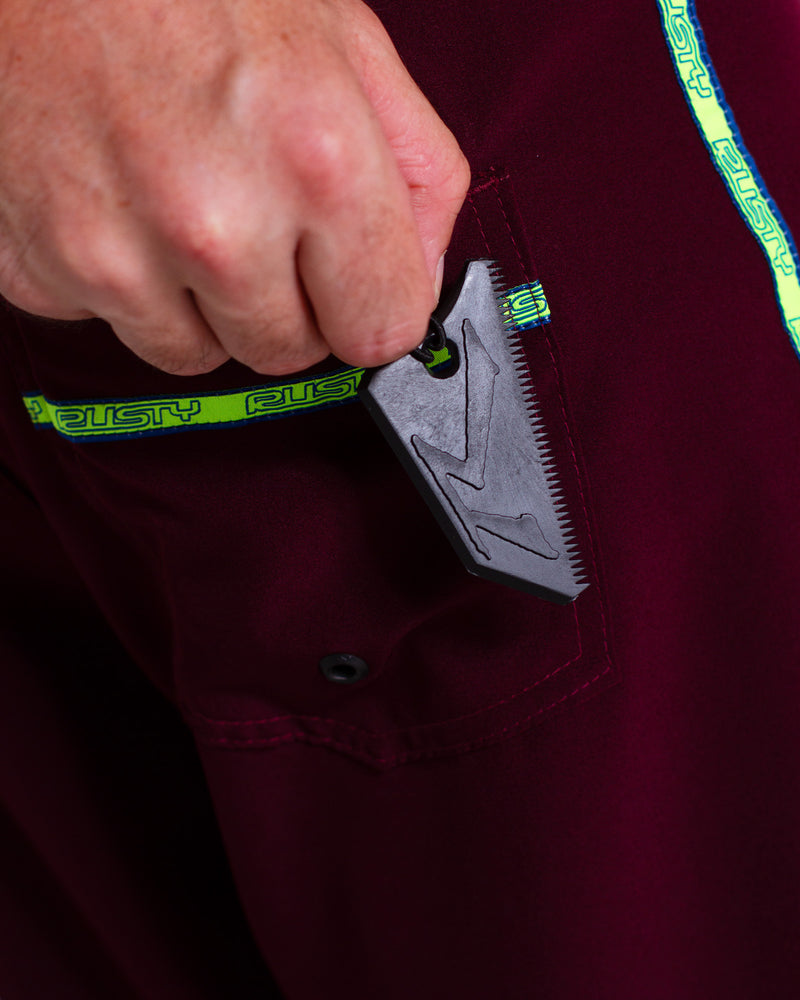 Boardshort Rusty 18'' Neon Bordô