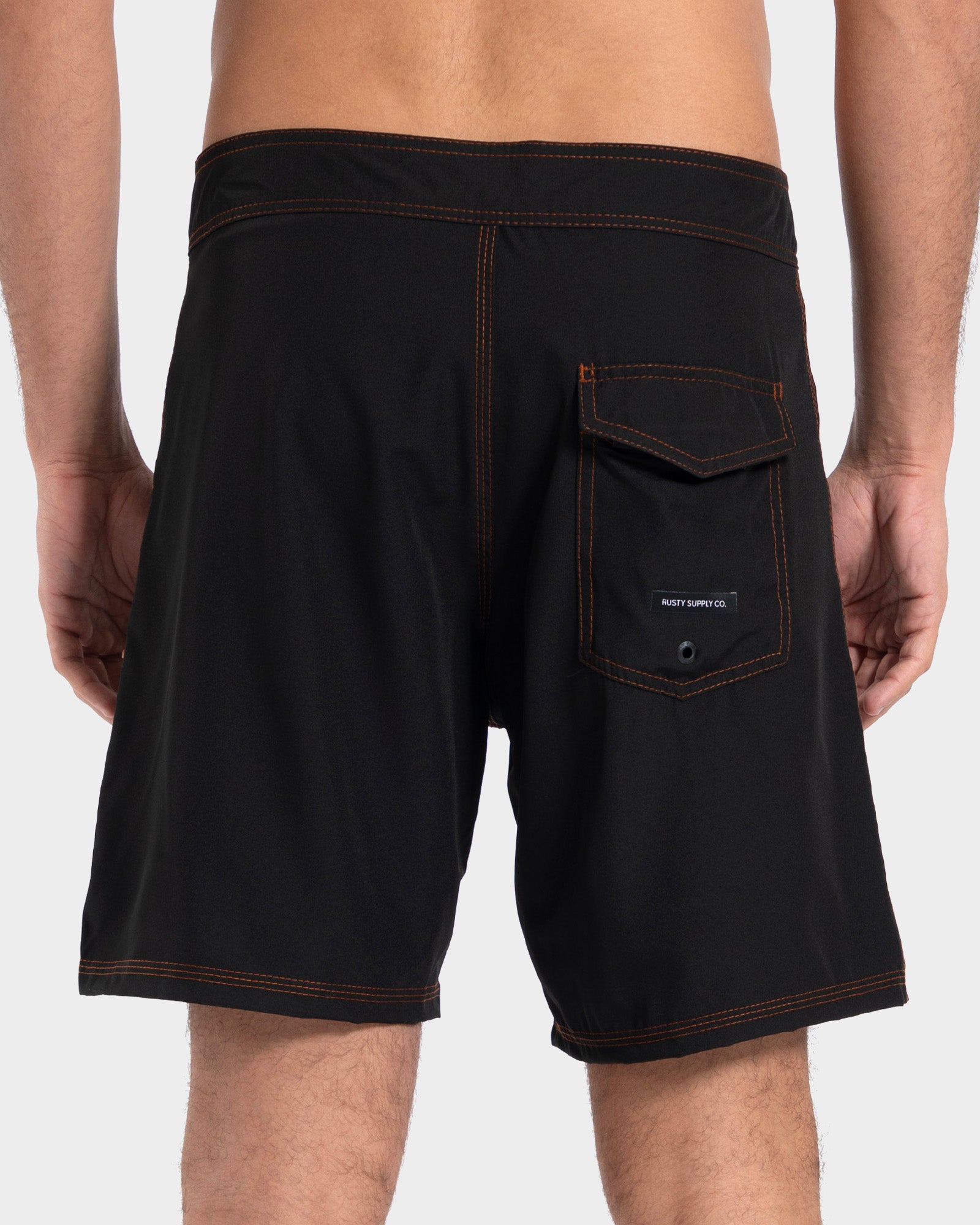 RUSTY 黒 ショートパンツ オレンジステッチ Boardshorts Preto Rusty Color Box 18 – RustyBrasil