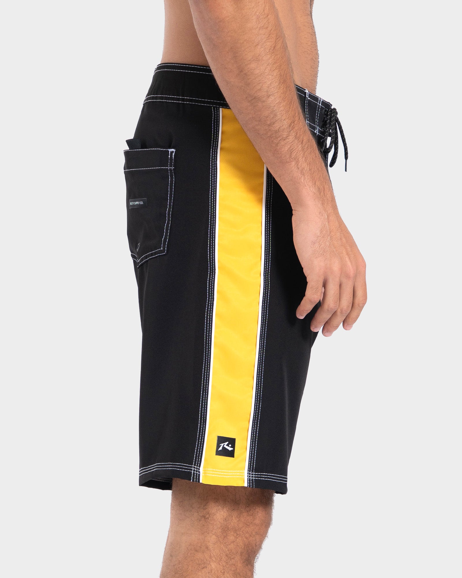 Boardshorts Preto Rusty Charger 21 - sem estoque – RustyBrasil