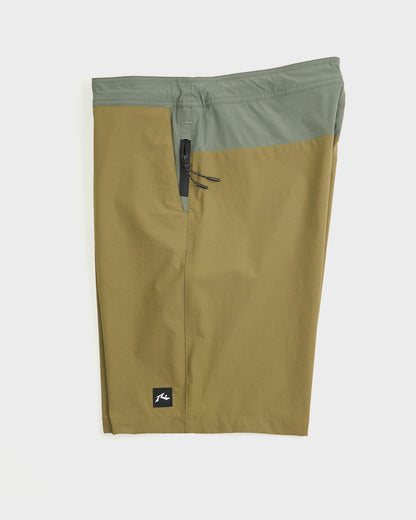 Bermuda Híbrida Verde Rusty Route