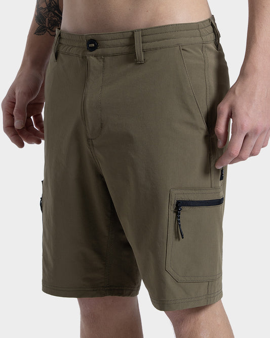 Bermuda Híbrida Importada Rusty Root Marrom 20” em Nylon Stretch com Zíper