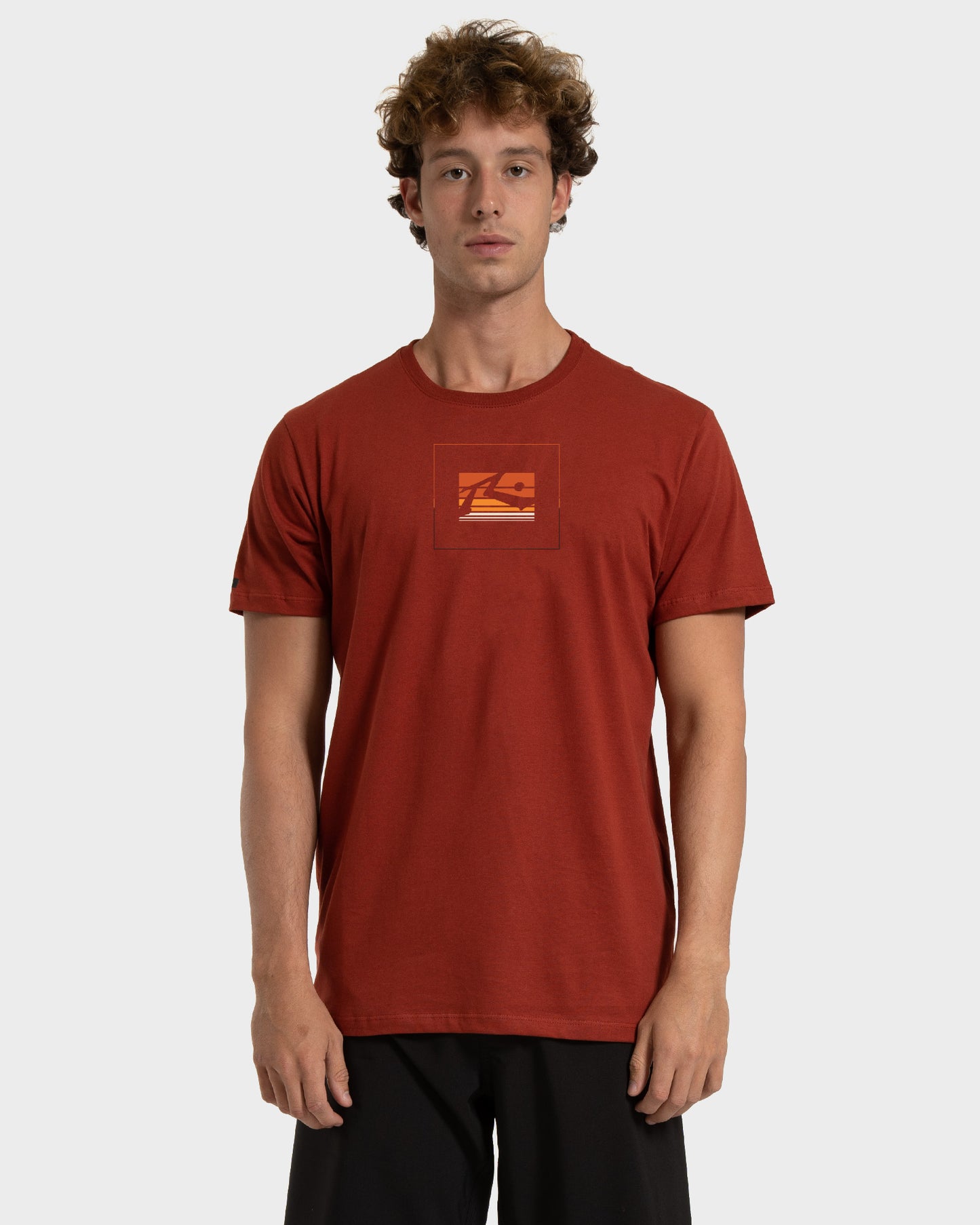 Camiseta Rusty Endurance Vermelha