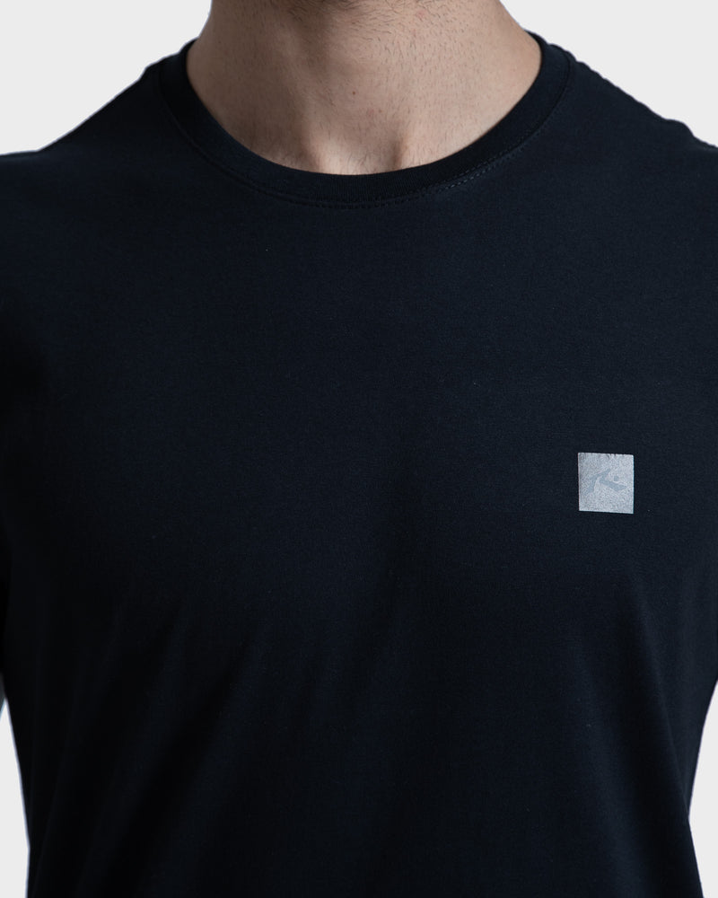 Camiseta Rusty Essential Preta