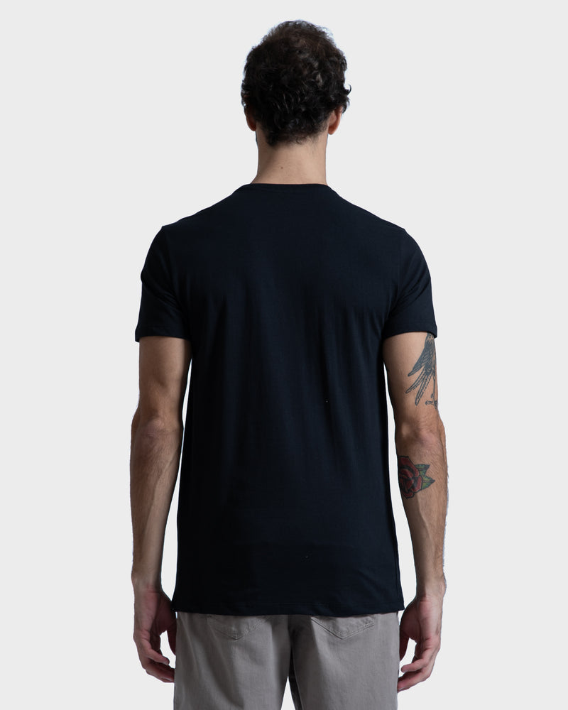 Rusty Rusta Modelo Camiseta Rusty Mold Preta – RustyBrasil