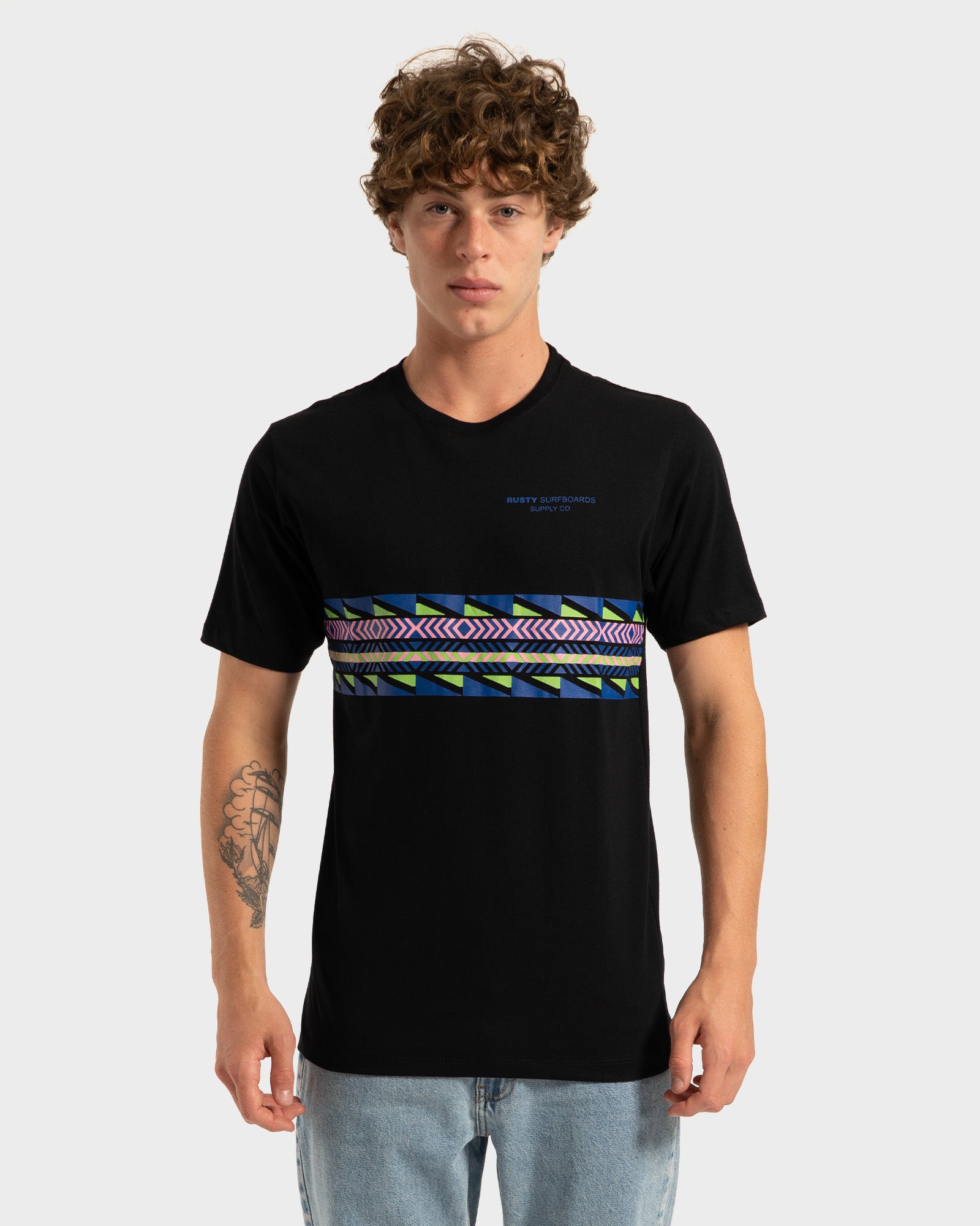 Camiseta Rusty Ajubá Preto – RustyBrasil