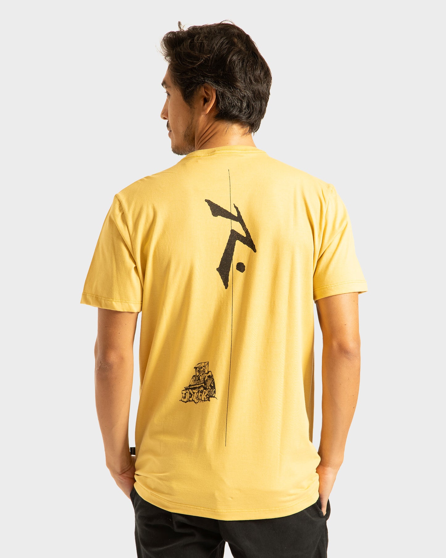 Camiseta Rusty Dozer Amarelo