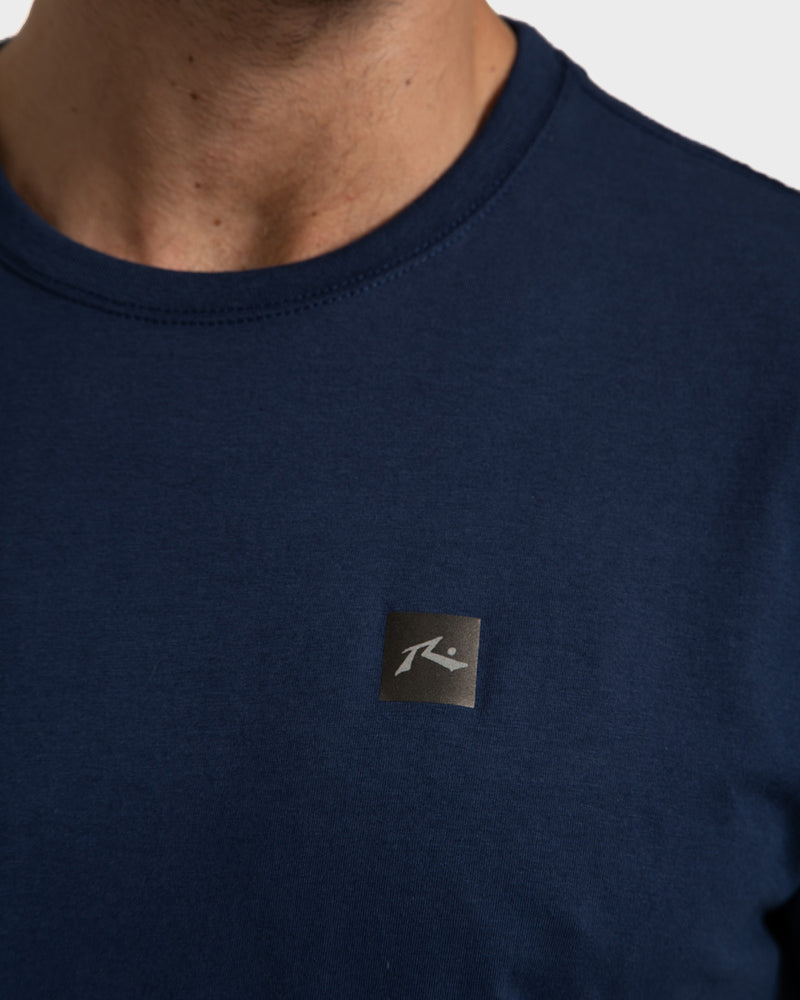 Camiseta Rusty Essential Marinho