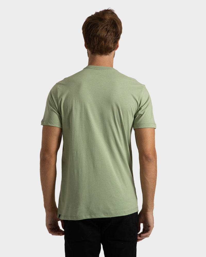 Camiseta Rusty Gothic Verde Menta