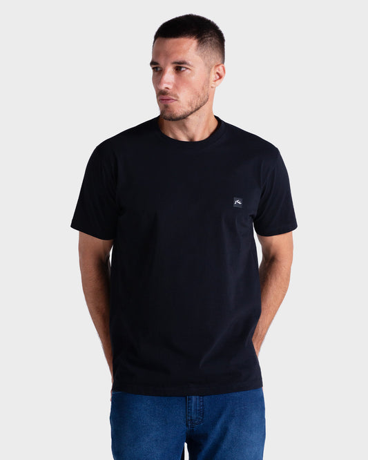 Camiseta Manga Curta Rusty Essential Preta