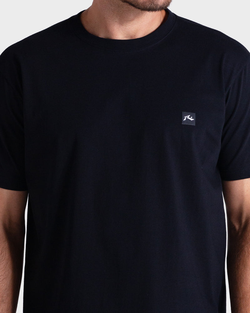 Camiseta Manga Curta Rusty Essential Preta
