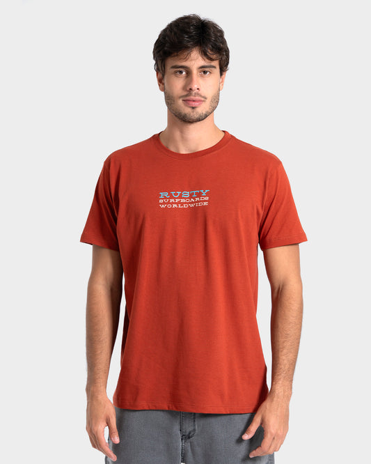 Camiseta Manga Curta Vermelha Rusty Bond