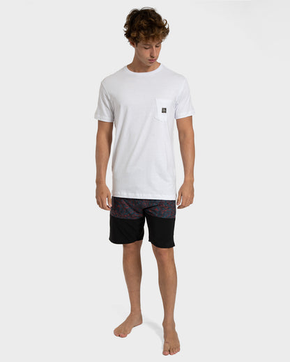 Camiseta Especial Essential Rusty Branca
