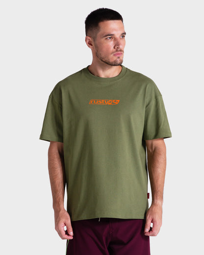 Camiseta Especial Rusty V8 Verde Oliva