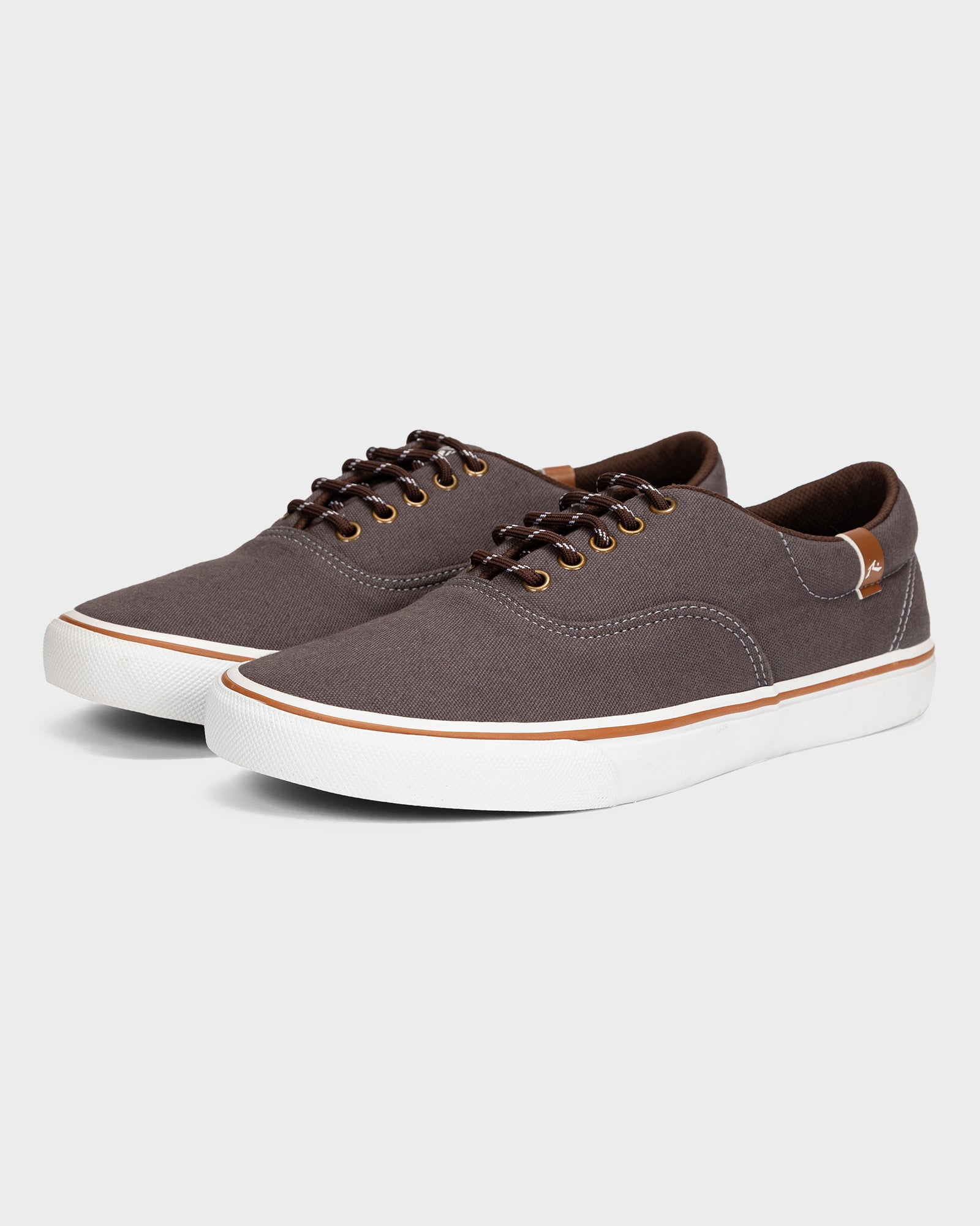 Tênis Casual Masculino: Estilos Skatista, Básico e Outros Tênis Casual Masculino: Estilos Skatista, Básico e Outros