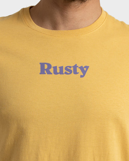 Camiseta Rusty Stamp Amarelo